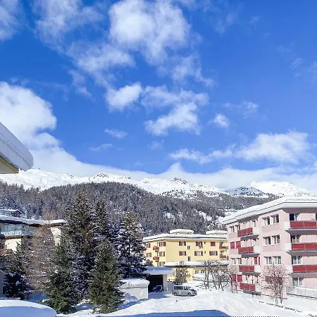 Apartamento Zentrale In Mit Grossem Balkon São Moritz