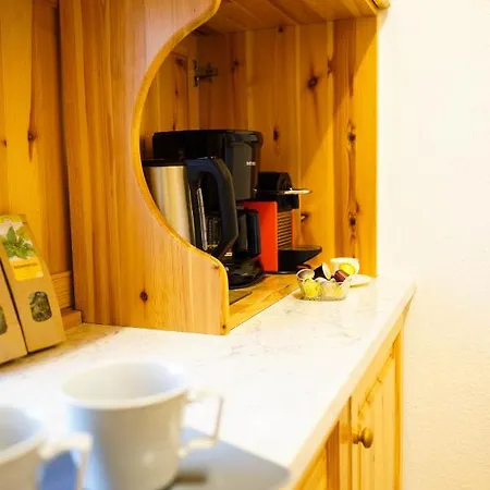 Zentrale In Mit Grossem Balkon Apartamento