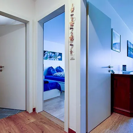 Zentrale In Mit Grossem Balkon 圣莫里茨