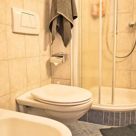 公寓 Zentrale In Mit Grossem Balkon 圣莫里茨